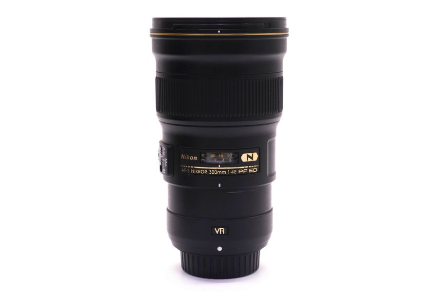 Nikon AF-S Nikkor 300 f/1.4E PF ED VR в упаковке