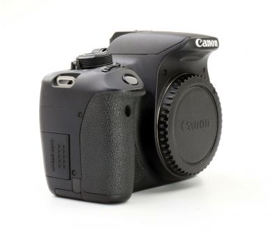 Камера Canon EOS 700D body (пробег 315 кадров)