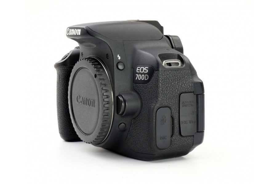 Камера Canon EOS 700D body (пробег 315 кадров)