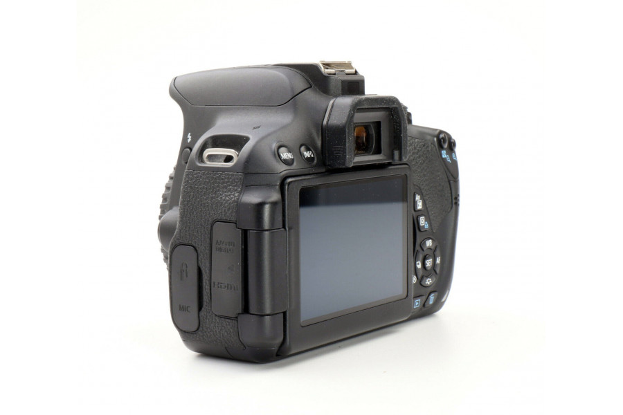 Камера Canon EOS 700D body (пробег 315 кадров)