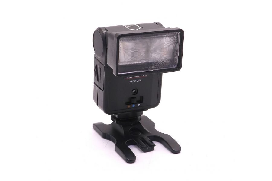 Универсальная компактная фотовспышка Cobra Auto 210