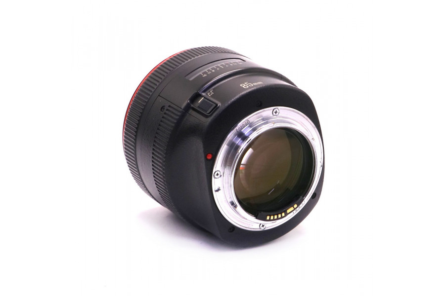 Автофокусный объектив Canon EF 85mm f/1.2L USM