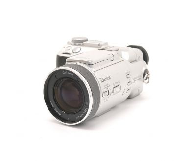 Фотоаппарат цифровой Sony Cyber-shot DSC-F717