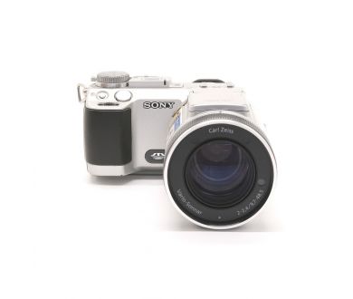 Фотоаппарат цифровой Sony Cyber-shot DSC-F717