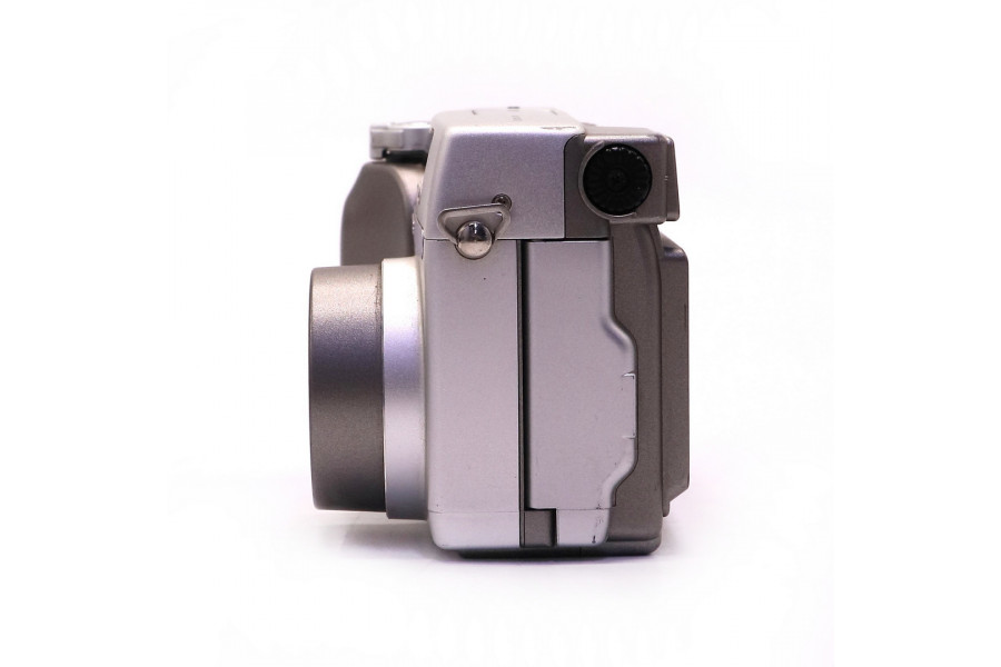 Компактная фотокамера Olympus C-3020 zoom camedia