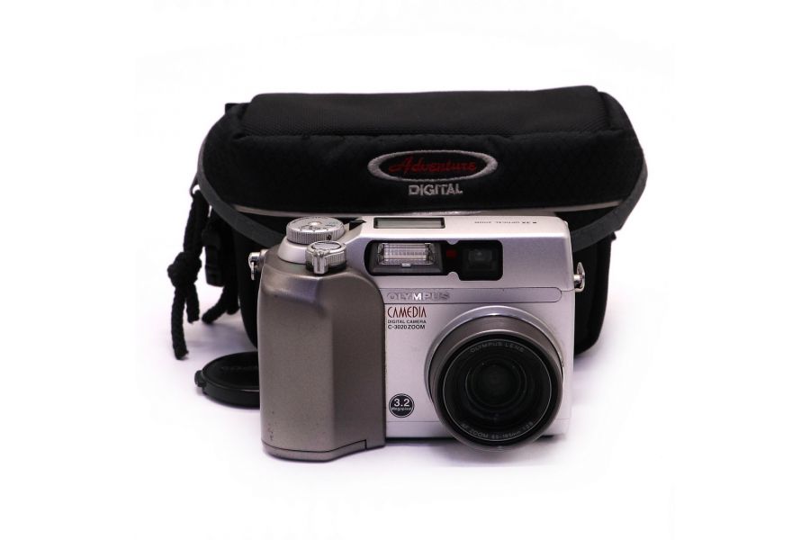 Компактная фотокамера Olympus C-3020 zoom camedia