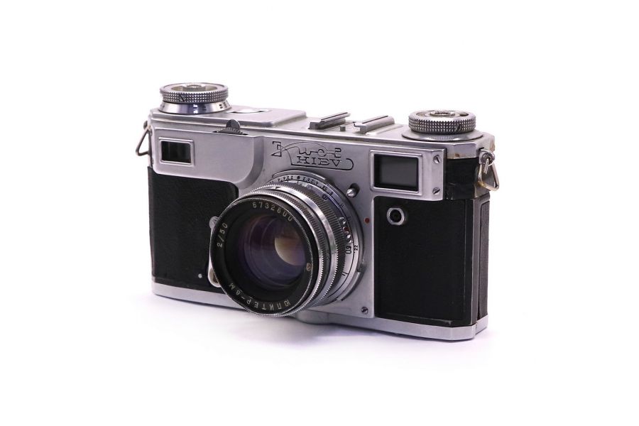 Советский фотоаппарат Киев 4А с Юпитер-8М