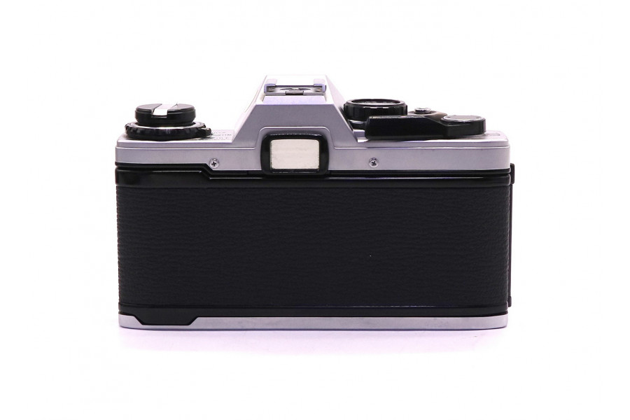 Зеркальная плёночная камера Olympus OM10 body