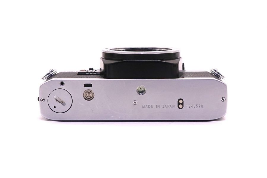 Зеркальная плёночная камера Olympus OM10 body