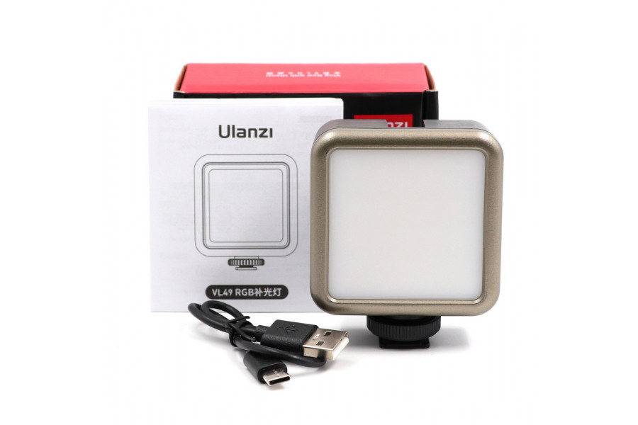 Компактный осветитель Ulanzi VL49 RGB