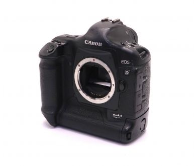 Canon EOS 1D Mark II body (пробег 160400 кадров)