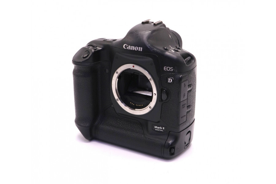 Canon EOS 1D Mark II body (пробег 160400 кадров)