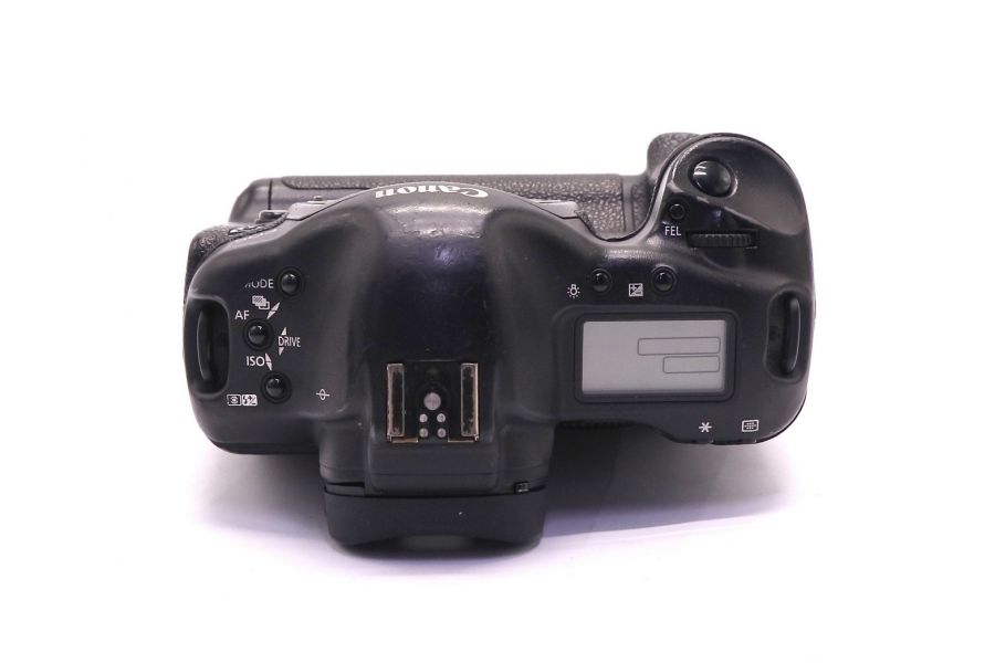 Canon EOS 1D Mark II body (пробег 160400 кадров)