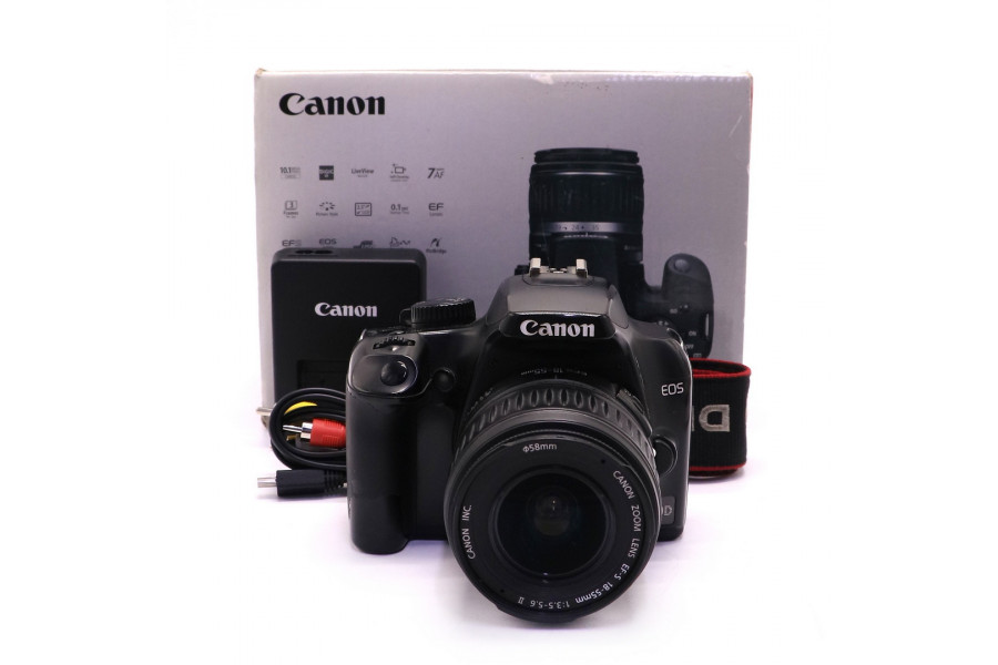 Камера Canon EOS 1000D kit в упаковке (пробег 78000 кадров)