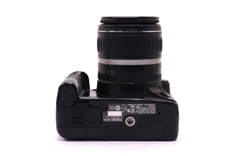 Камера Canon EOS 1000D kit в упаковке (пробег 78000 кадров)