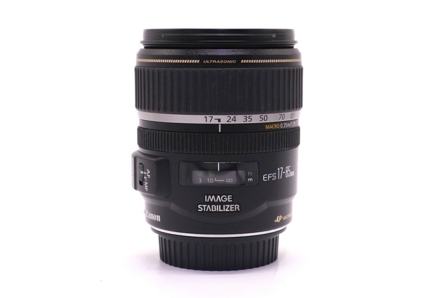 Цифровой Canon EF-S 17-85mm f/4-5.6 IS USM в упаковке