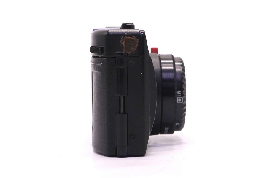 Советский пленочный фотоаппарат Смена 35