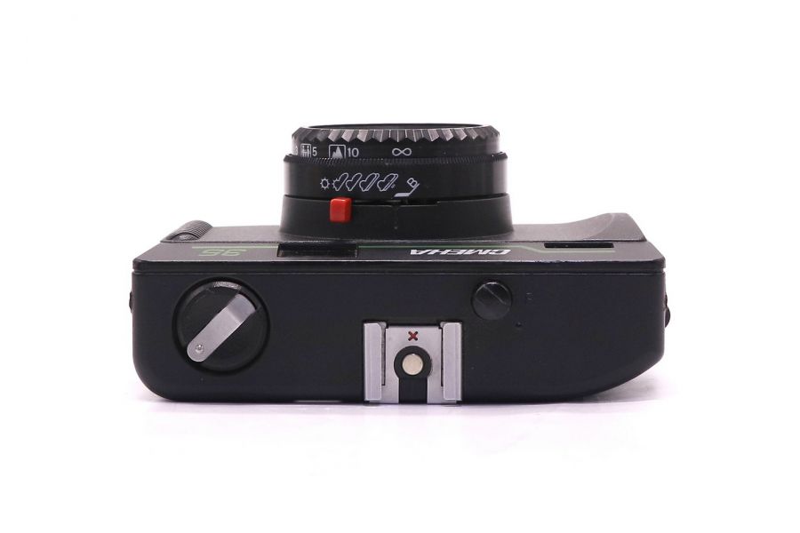 Советский пленочный фотоаппарат Смена 35