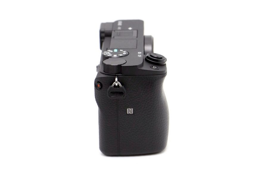 Фотоаппарат Sony A6400 body (пробег 33765 кадров)