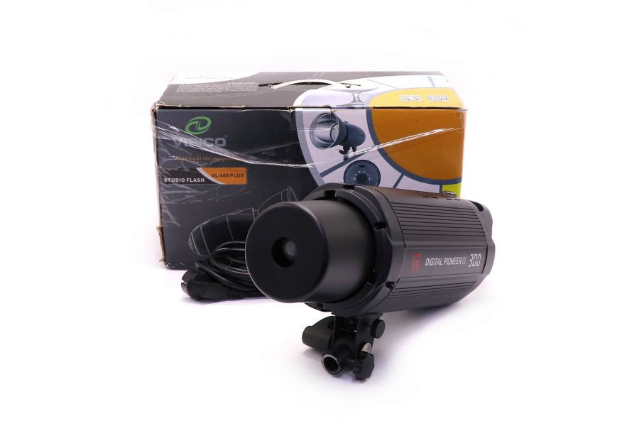 Студийный моноблок Jinbei Digital Pioneer III 300 в упаковке