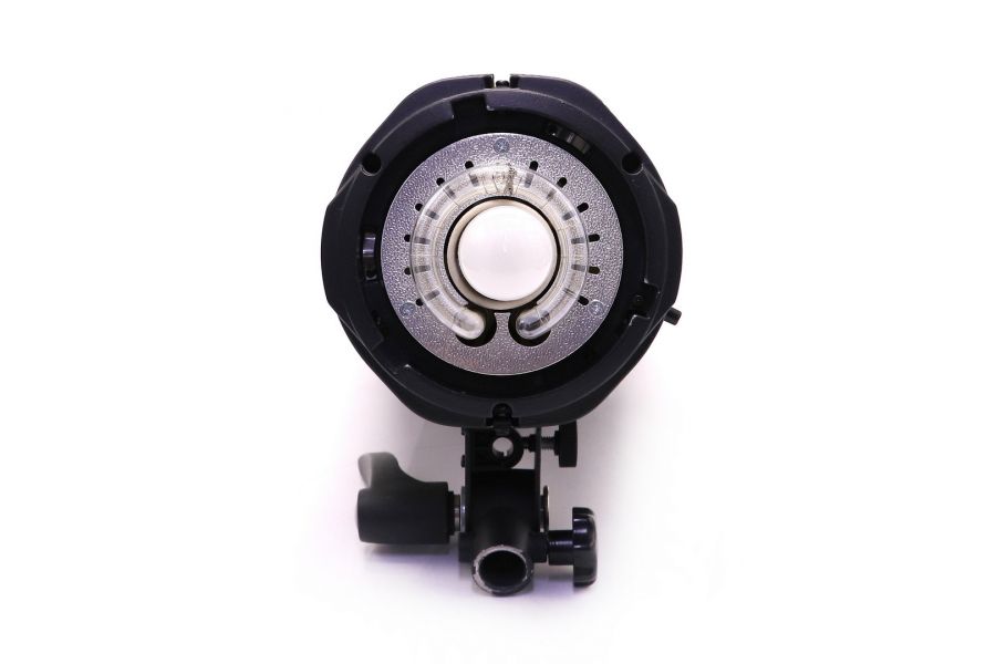 Студийный моноблок Jinbei Digital Pioneer III 300 в упаковке