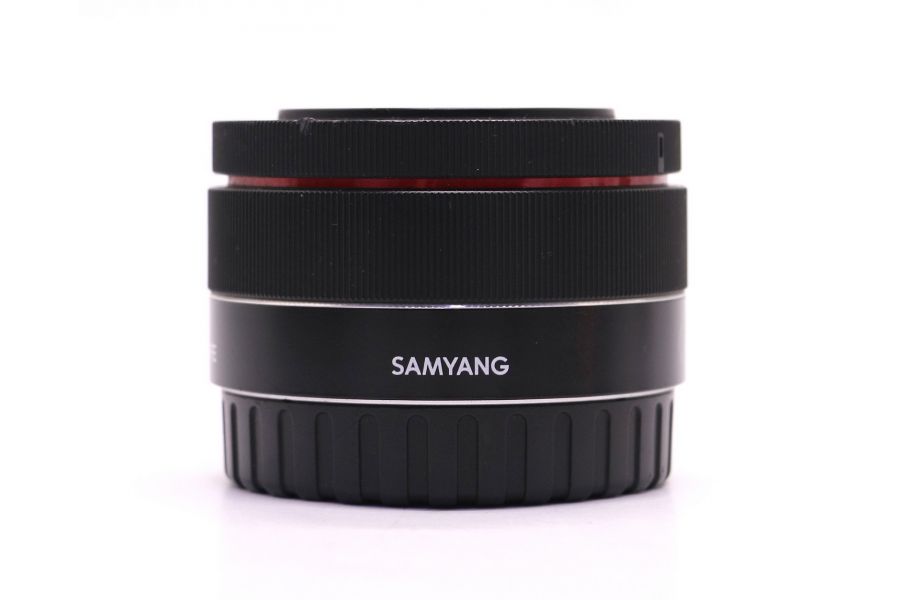 Сверхкомпактный объектив Samyang AF 35mm f/2.8