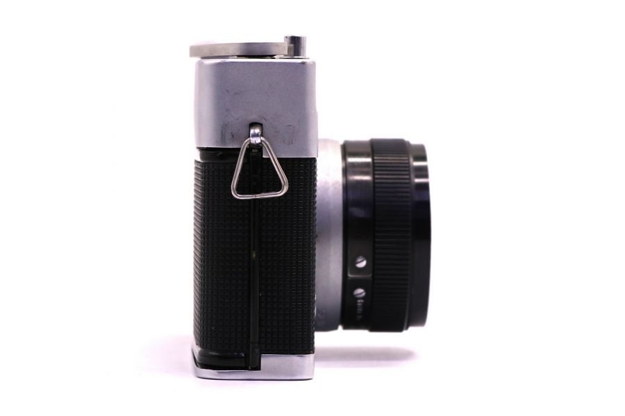 Пленочная фотокамера Konica EE matic (Japan, 1963)