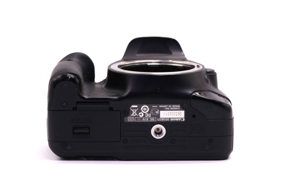 Камера Canon EOS 550D body (пробег 140900 кадров)