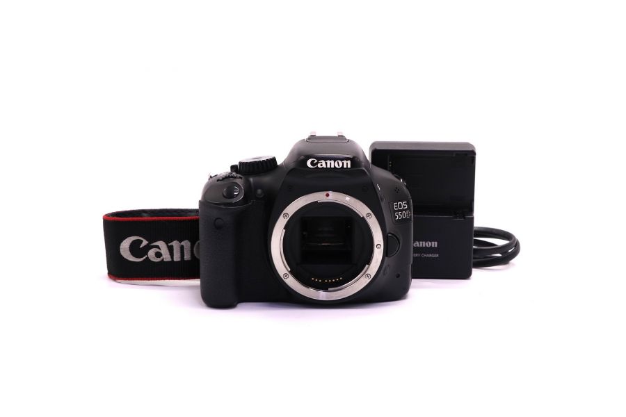 Камера Canon EOS 550D body (пробег 140900 кадров)
