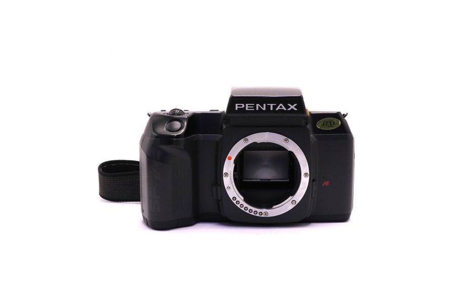 Малоформатная зеркальная камера Pentax SF7 body