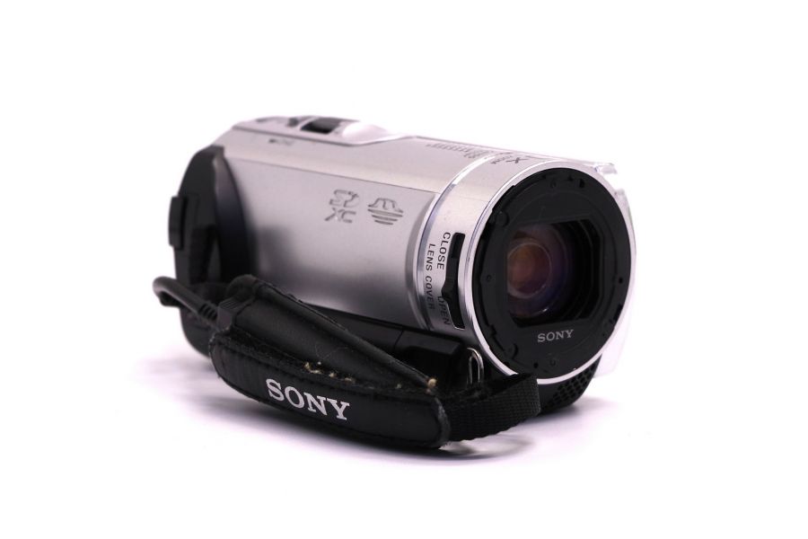 Компактная цифровая видеокамера Sony HDR-CX200E