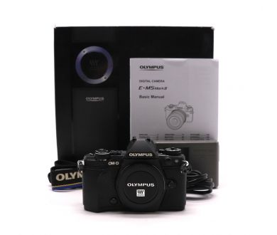 Olympus OM-D E-M5 II body в упаковке (пробег 65615 кадров)