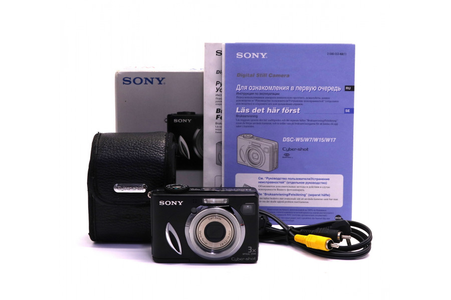 Камера Sony Cyber-shot DSC-W17 в упаковке