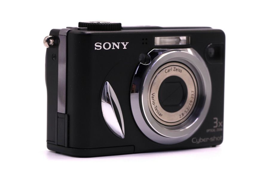 Камера Sony Cyber-shot DSC-W17 в упаковке