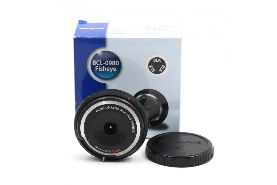 Объектив Olympus 9mm f/8 Fisheye в упаковке