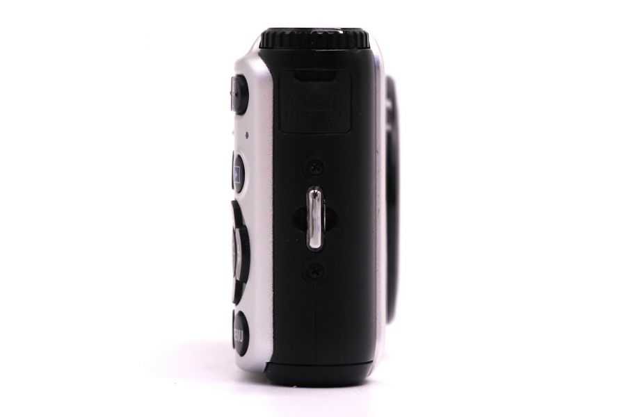 Фотокамера Canon PowerShot A3000 IS в упаковке