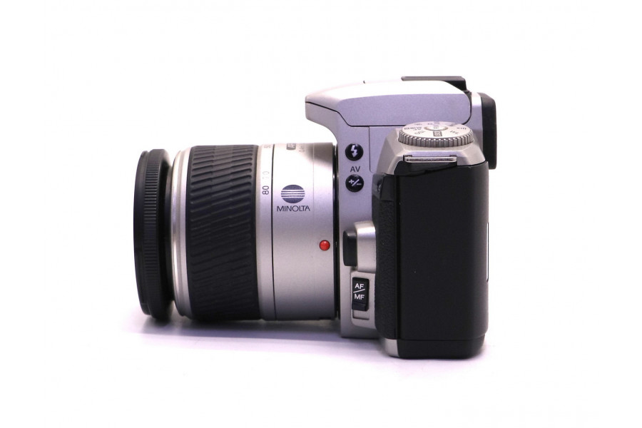 Зеркальная плёночная камера Minolta Dynax 4 kit