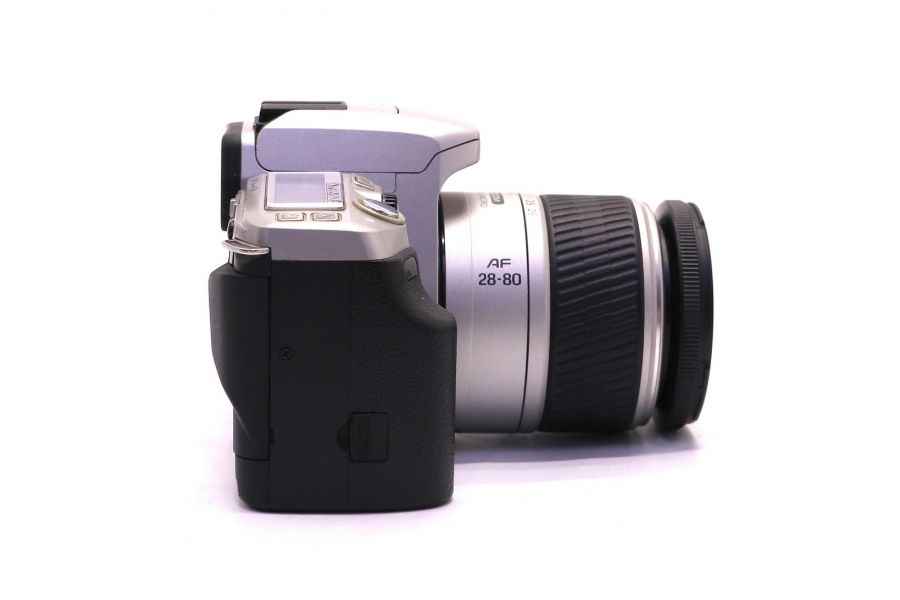 Зеркальная плёночная камера Minolta Dynax 4 kit