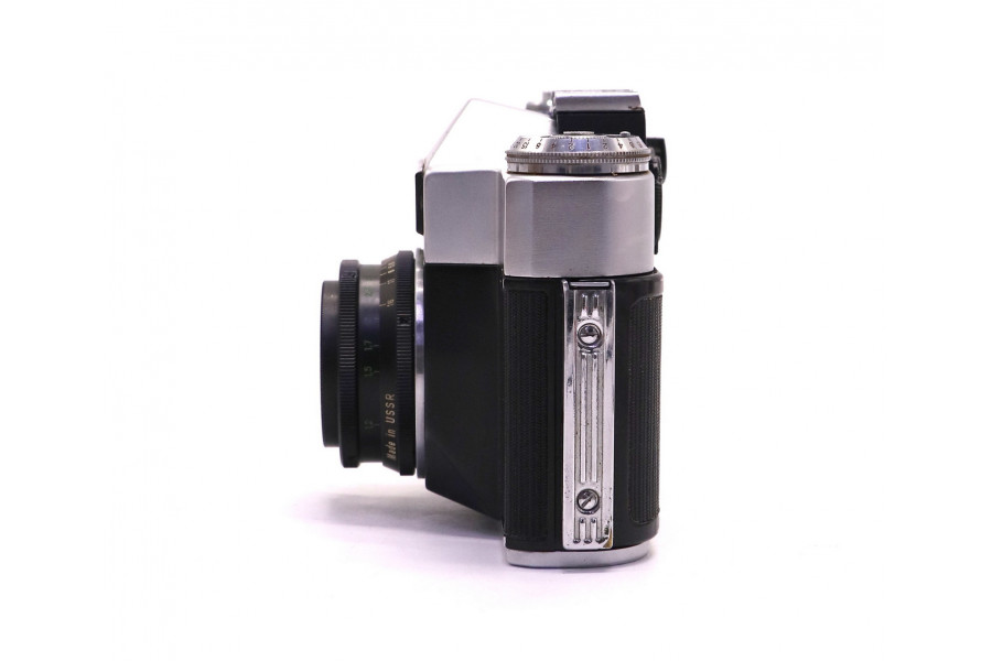 Фотоаппарат Зенит Е + Индустар-50-2 Москва 80