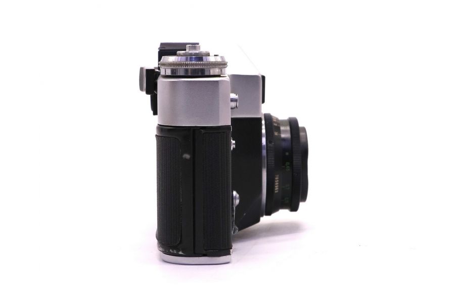 Фотоаппарат Зенит Е + Индустар-50-2 Москва 80