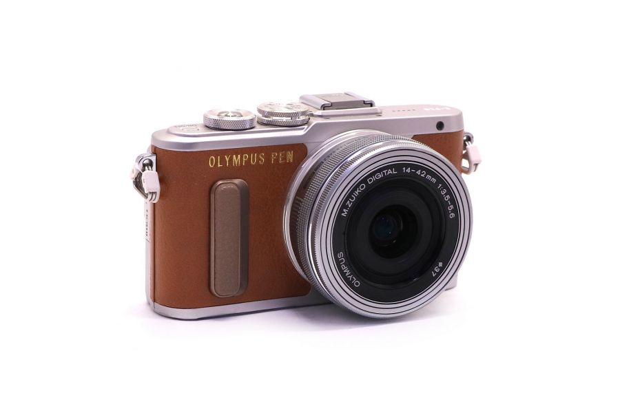 Камера Olympus Pen E-PL8 kit (пробег 550 кадров)