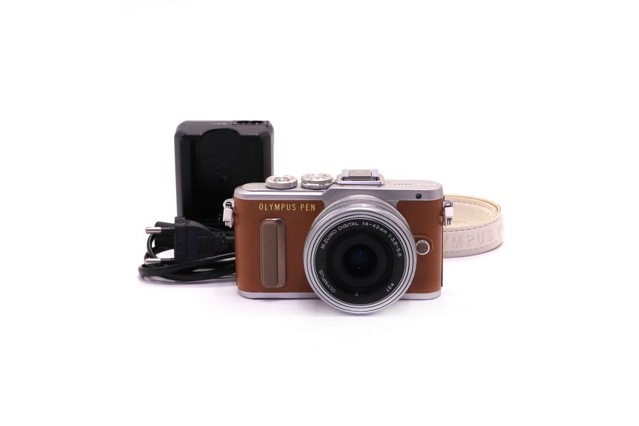 Камера Olympus Pen E-PL8 kit (пробег 550 кадров)