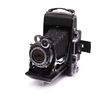 Советская складная дальномерная камера Москва 2