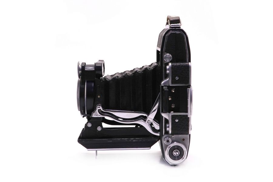 Советская складная дальномерная камера Москва 2