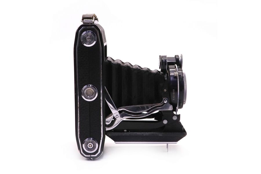 Советская складная дальномерная камера Москва 2