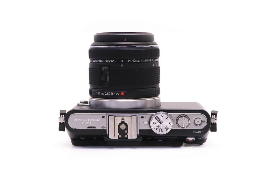 Камера Olympus pen E-PL3 kit (пробег 8525 кадров)