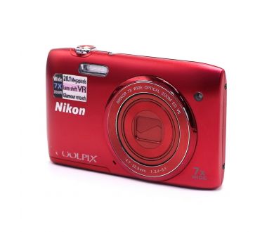 Цифровой фотоаппарат Nikon Coolpix S3500 red
