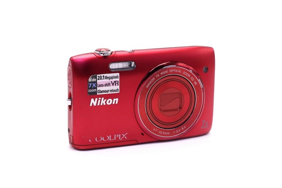 Цифровой фотоаппарат Nikon Coolpix S3500 red