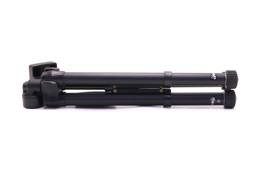 Штатив напольный Velbon P-Max в упаковке