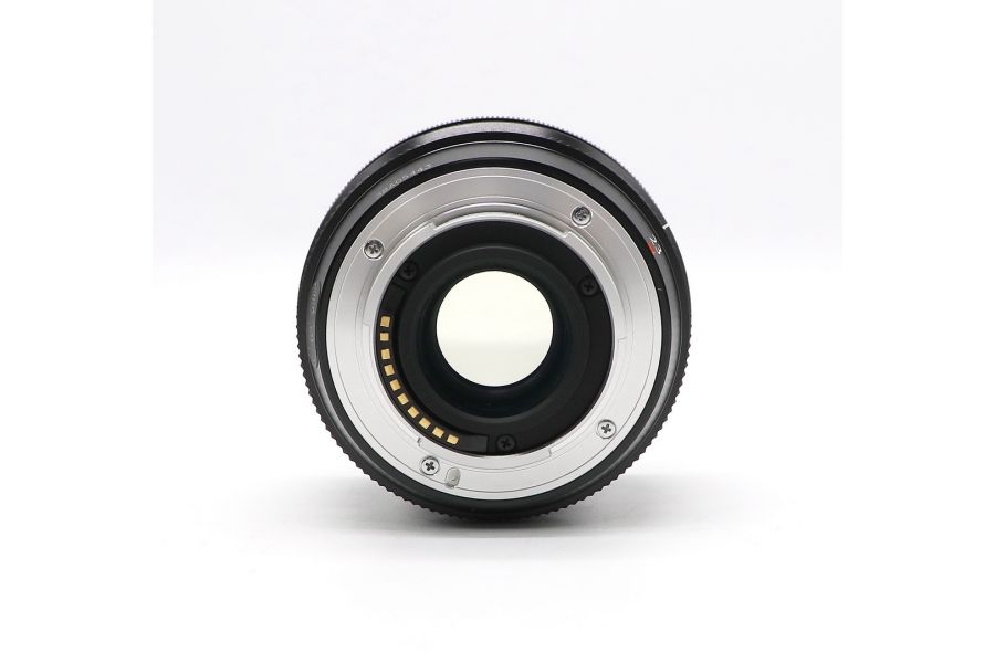 Объектив цифровой Fujifilm XF 23mm f/1.4 R в упаковке